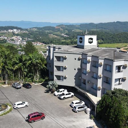 Real Nob Hotel Orleans Ngoại thất bức ảnh