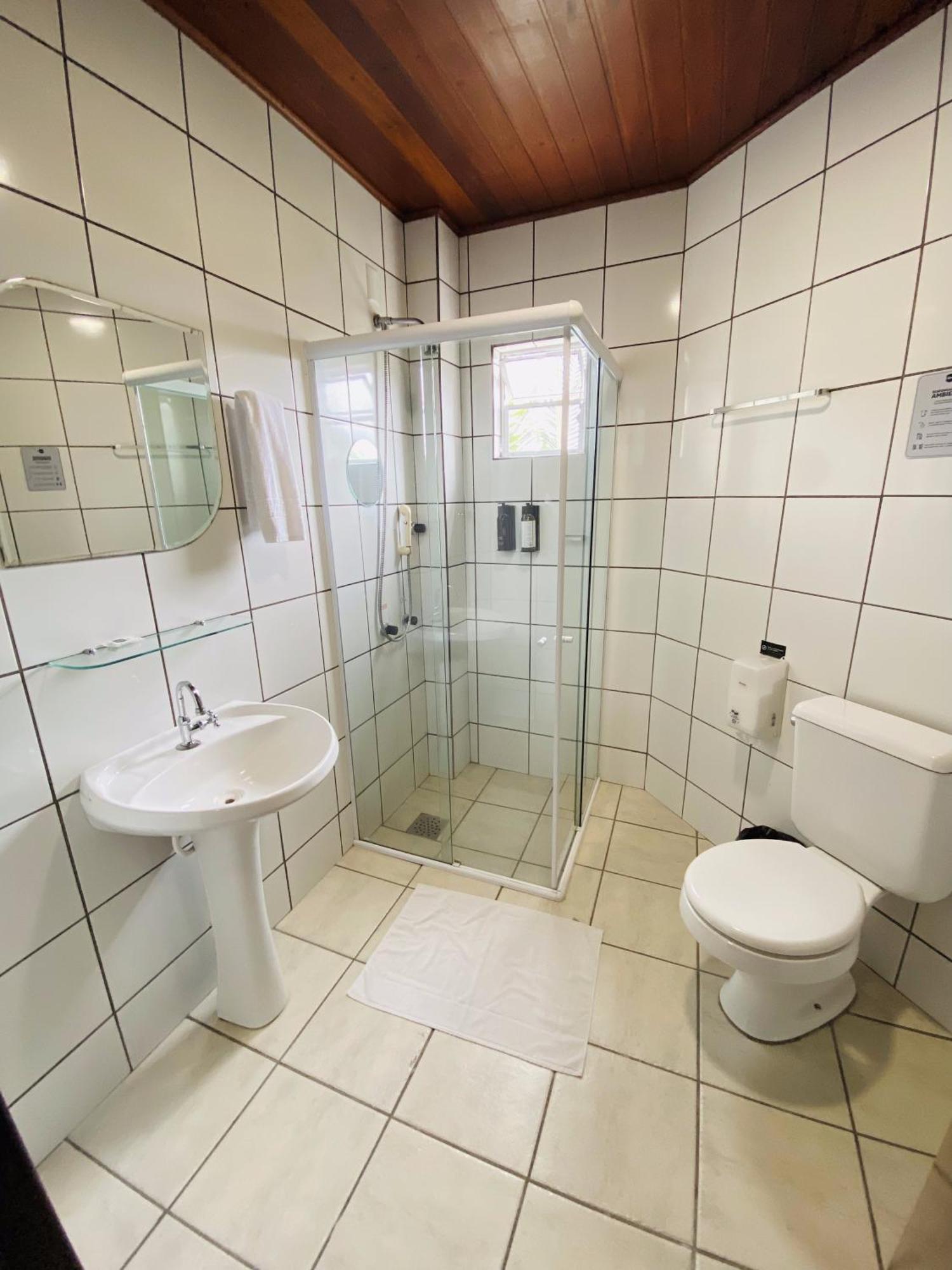Real Nob Hotel Orleans Ngoại thất bức ảnh