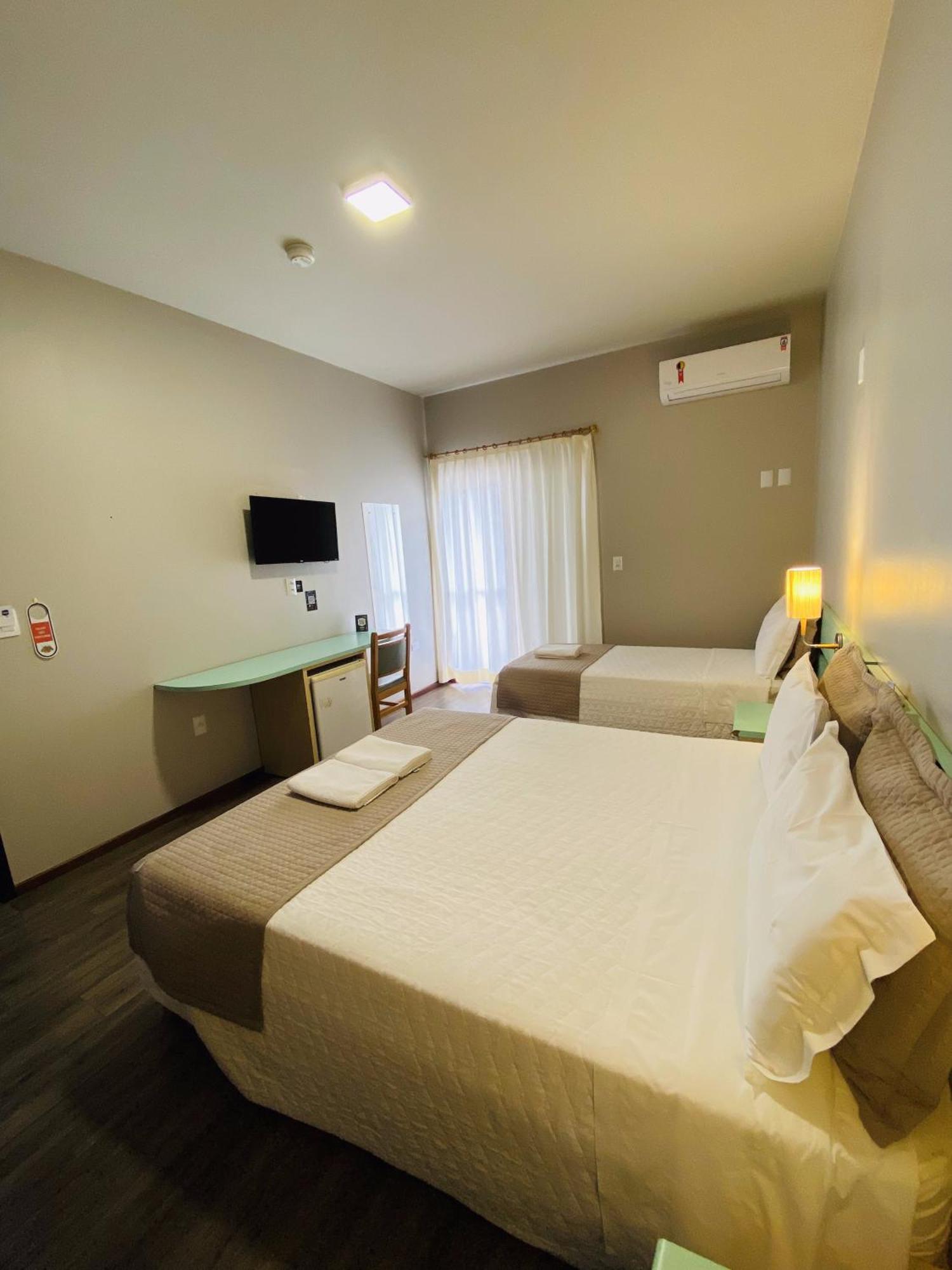 Real Nob Hotel Orleans Ngoại thất bức ảnh